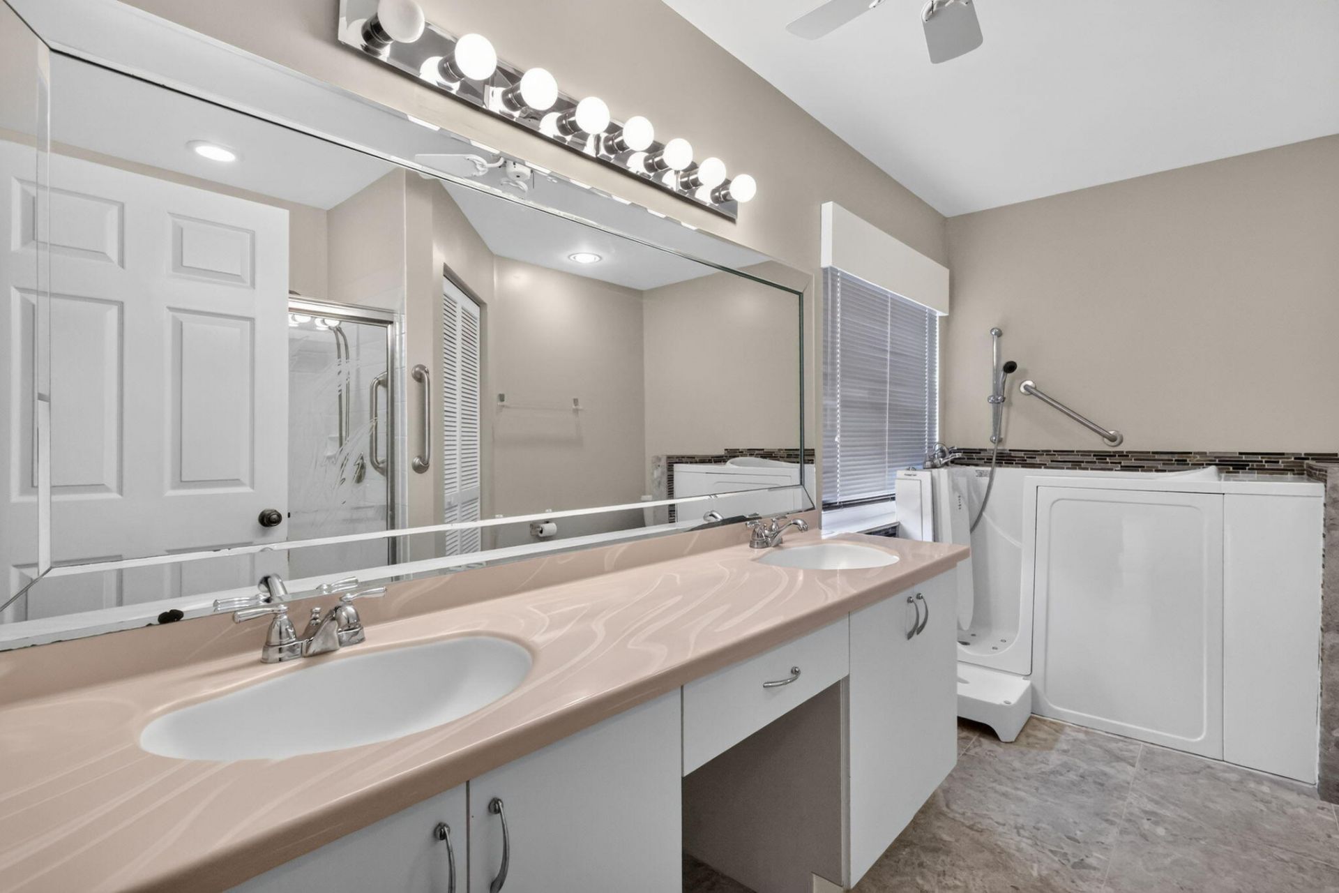 7136 Summer Tree Drive, Boynton Beach, FL 33437 Photo