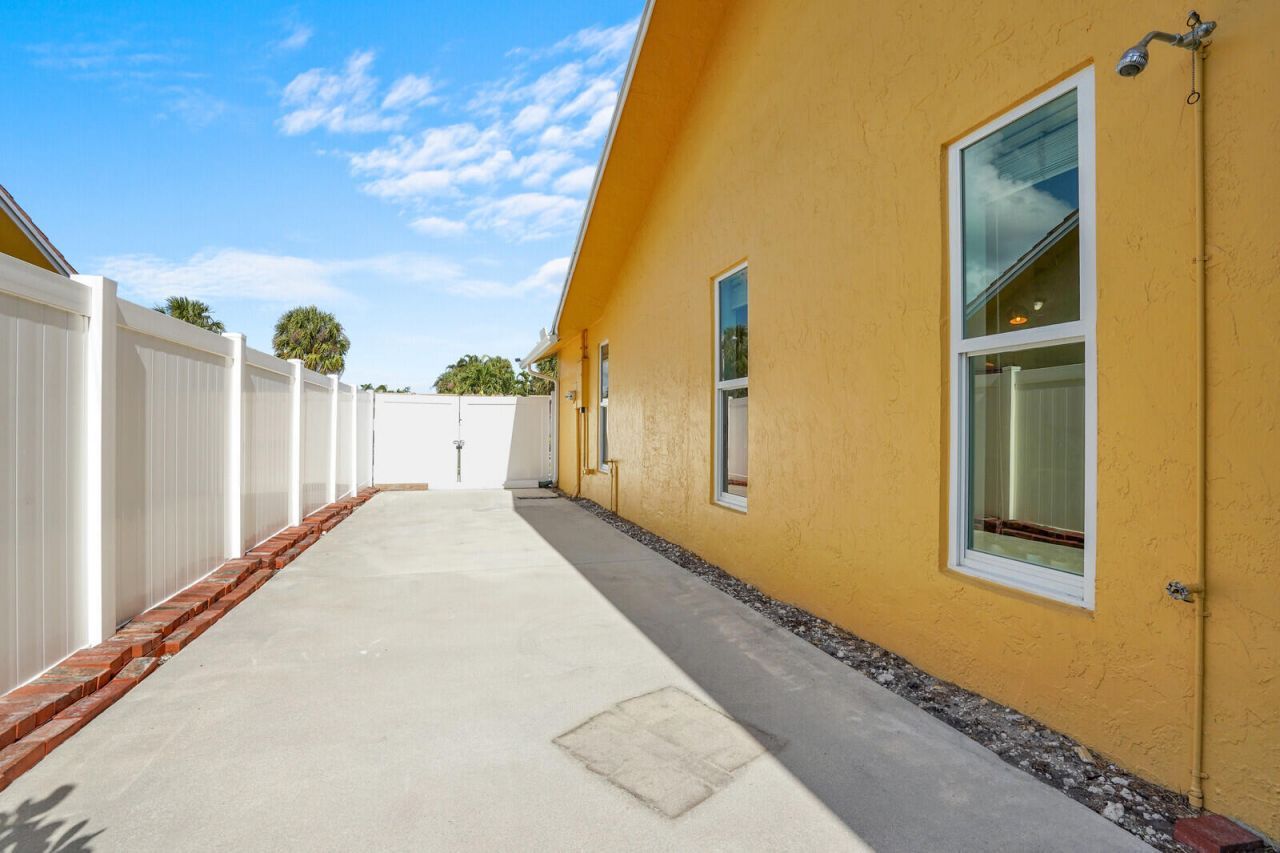 1224 NW 15th Street, Boca Raton, FL 33486 Photo