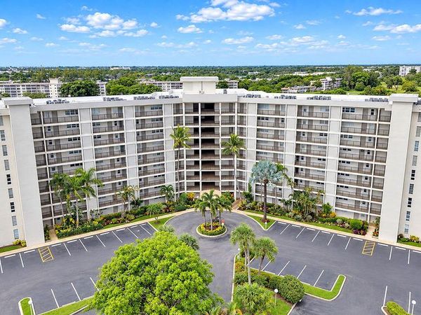 2681 S Course Drive, Unit 809, Pompano Beach, FL 33069