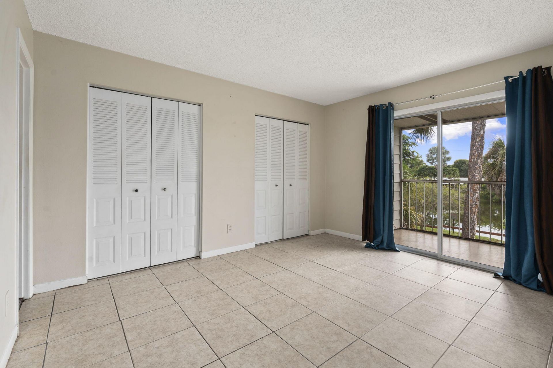 333 SE Martin Avenue, Unit 5-7, Stuart, FL 34996 Photo