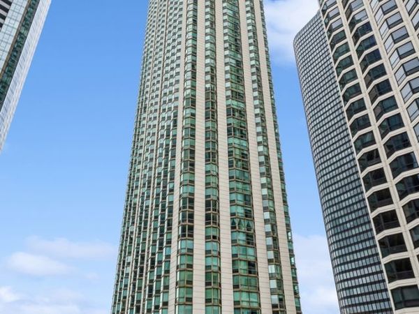 195 N Harbor Drive , Unit 1401, Chicago, IL 60601
