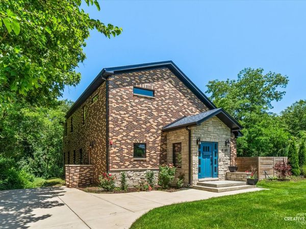 19W676 99th Street , Lemont, IL 60439