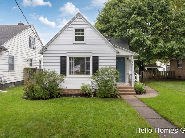 223 Leyden Avenue SW, Grand Rapids, MI 49504