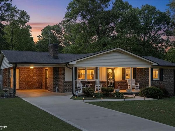 3445 Midway Acres Road , Asheboro, NC 27205