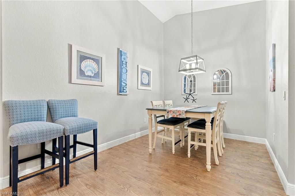 325 Dover Pl , Unit 202, Naples, FL 34104 Photo