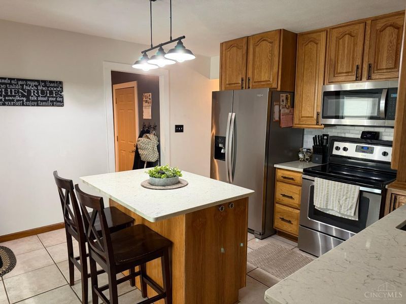 597 Kristine Lane, Franklin, OH 45005 Photo 14