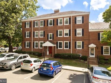 2888 S BUCHANAN STREET, Unit A1, ARLINGTON, VA 22206