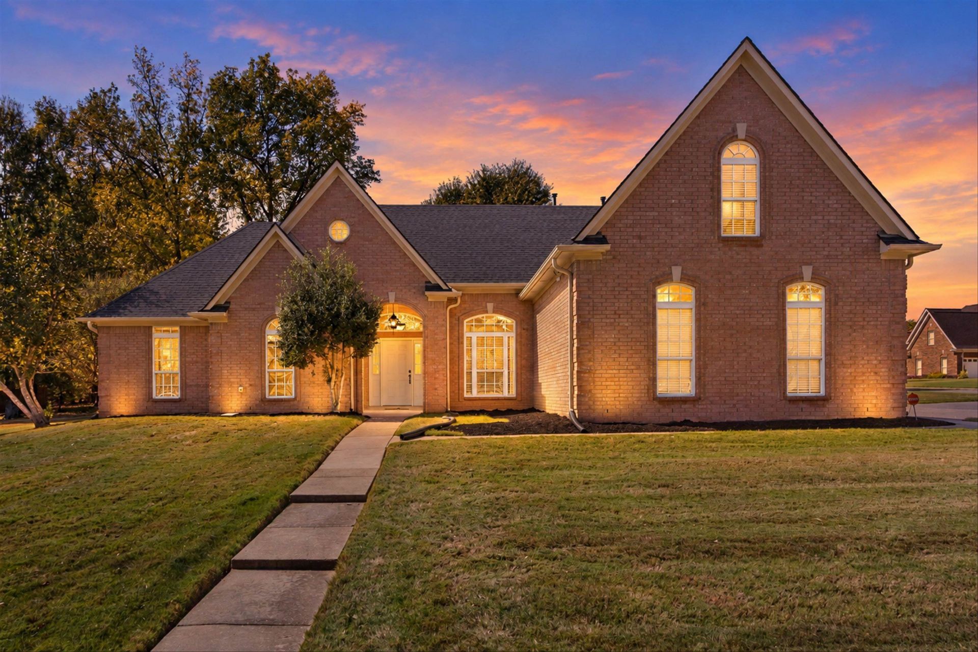 75 NORTHWOOD DR Oakland, TN 38060