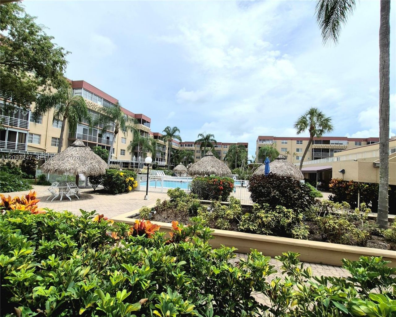 403 NW 68th Ave, Unit 309, Plantation, FL 33317 Photo