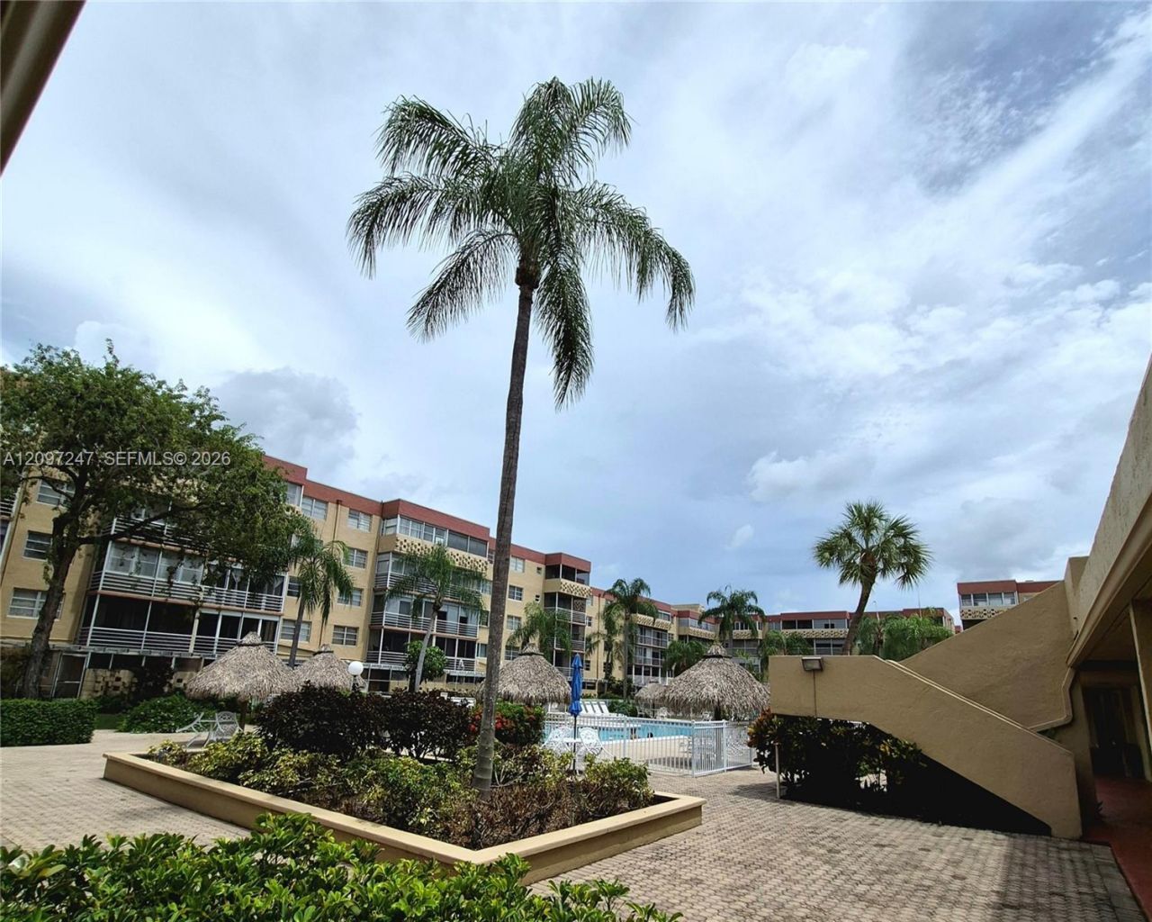 403 NW 68th Ave, Unit 309, Plantation, FL 33317 Photo