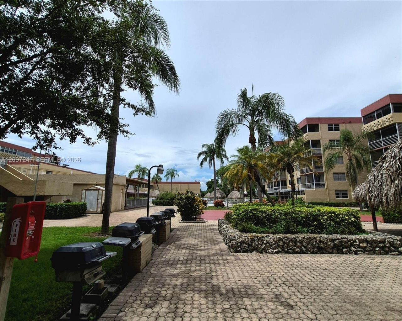 403 NW 68th Ave, Unit 309, Plantation, FL 33317 Photo