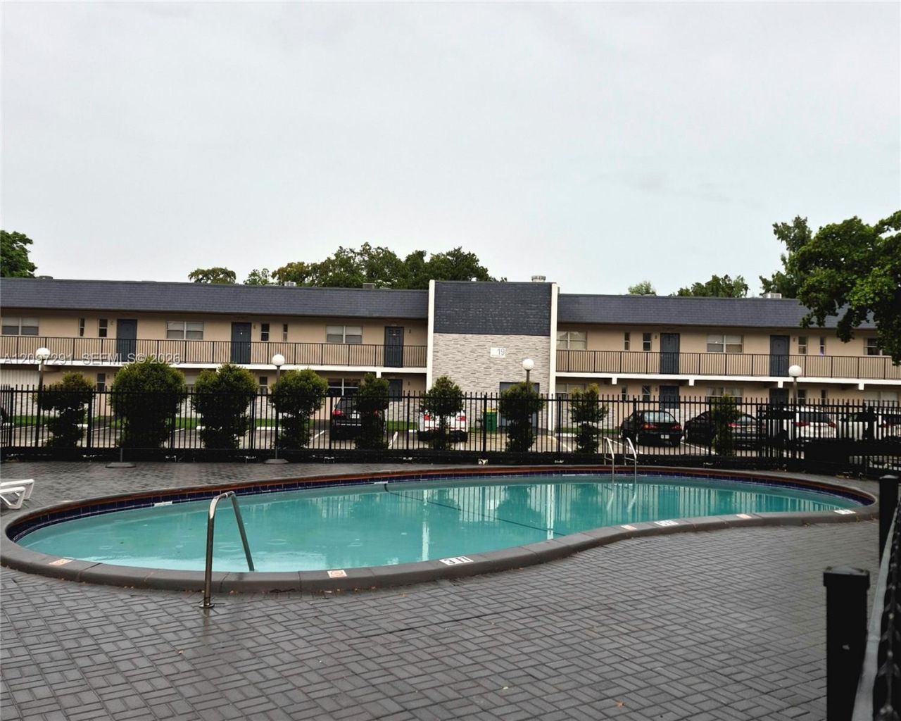 8000 Fairview Dr, Unit 107, Tamarac, FL 33321 Photo