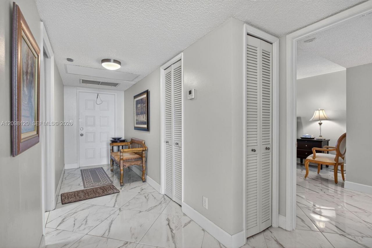 2900 N Course Dr , Unit 905, Pompano Beach, FL 33069 Photo