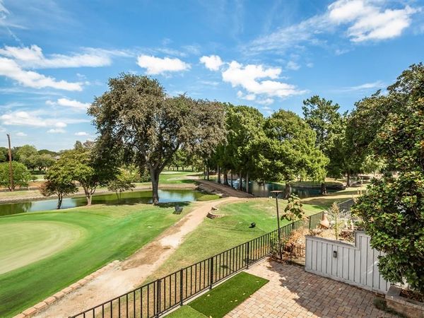 2925 Country Place Circle, Carrollton, TX 75006