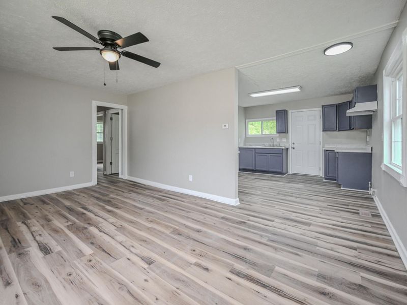 1055 Heard Avenue, Springfield, OH 45506 Photo 5