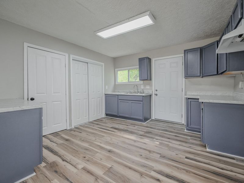 1055 Heard Avenue, Springfield, OH 45506 Photo 6