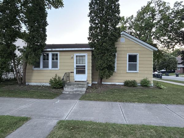 731 N 10th St, La Crosse, WI 54601