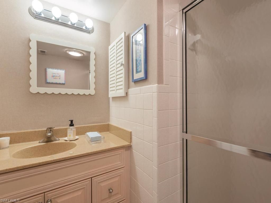 788 Park Shore Dr , Unit B25, Naples, FL 34103 Photo