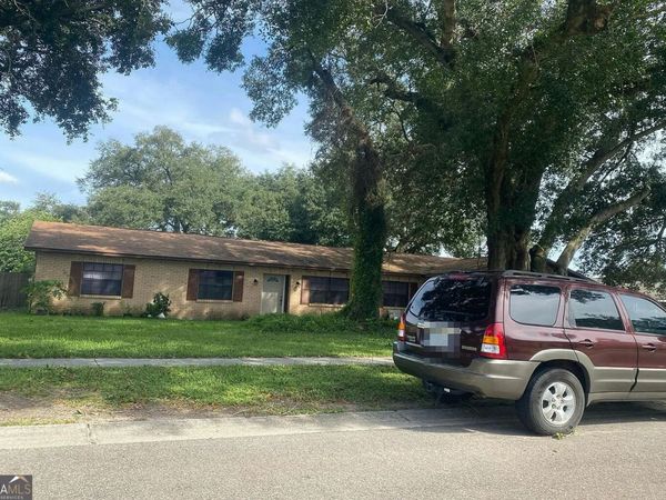 803 Bills Circle, Brandon, FL 33511
