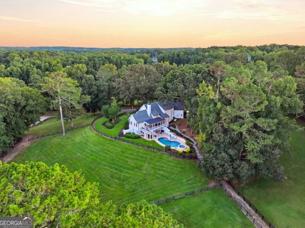 565 Old Lathemtown Road, Canton, GA 30115