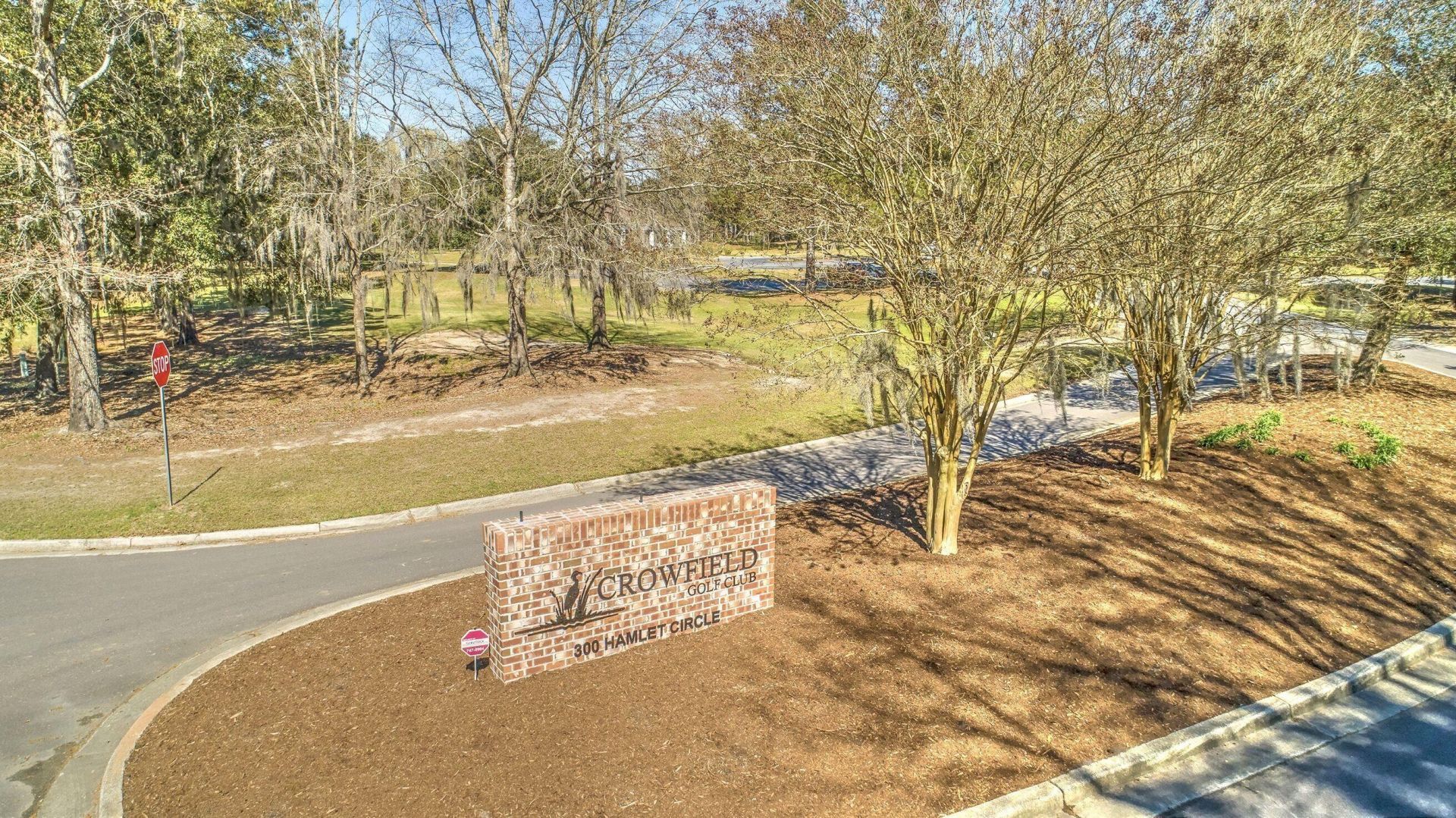 109 Queensbury Circle Photo 47