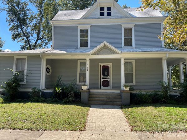 334 Davie Avenue , Statesville, NC 28677