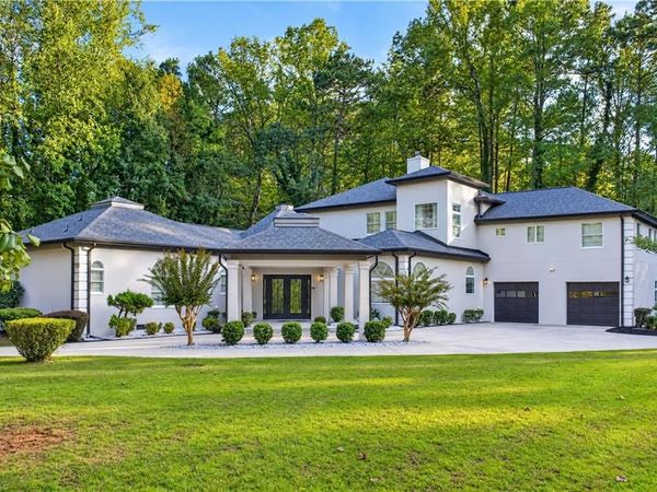 775 SW Flamingo Drive , Atlanta, GA 30311