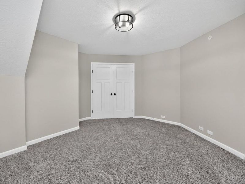 405 Bethpage Way, Turtle Creek Township, OH 45036 Photo 10