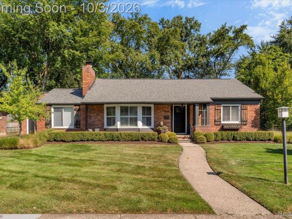 17234 Birwood Avenue, Beverly Hills Village, Mi 48025