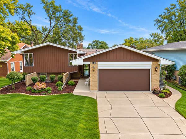 15423 Michaele Drive , Oak Forest, IL 60452