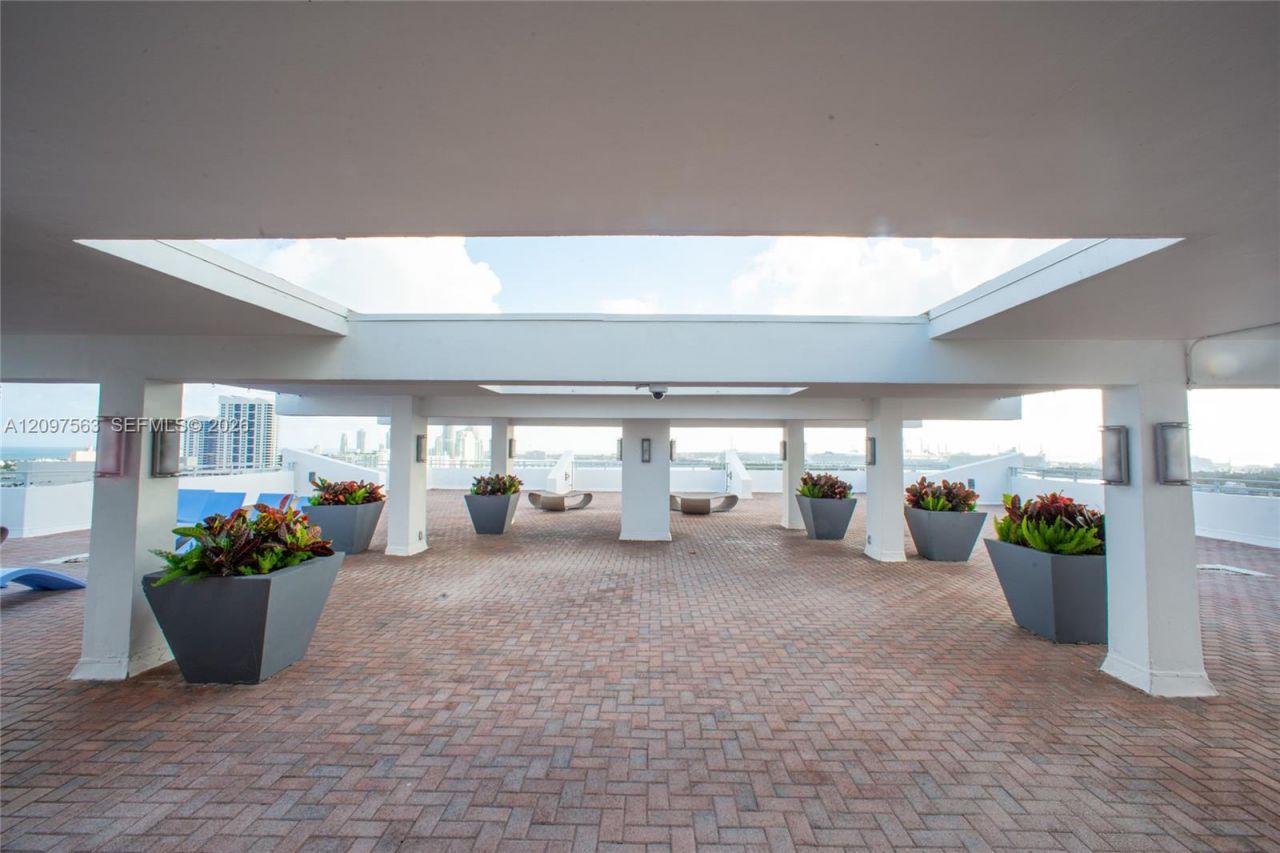 11 Island Ave, Unit 1107, Miami Beach, FL 33139 Photo