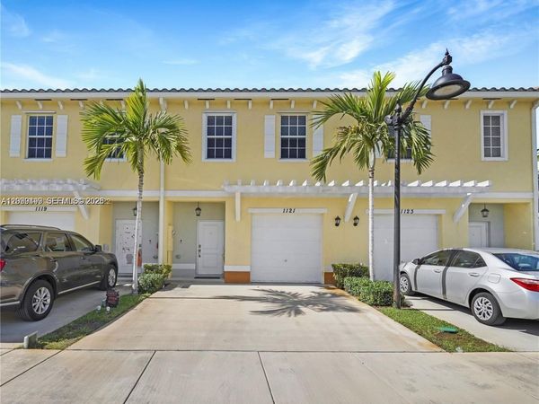 1121 NW 41st Ln , Lauderhill, FL 33313