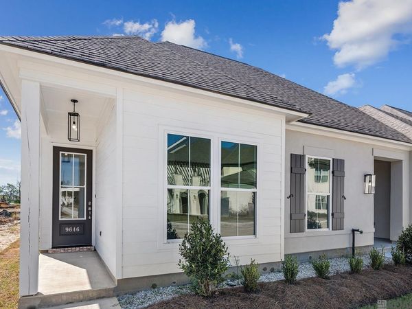 9646 Creekview Dr, Baton Rouge, LA 70836