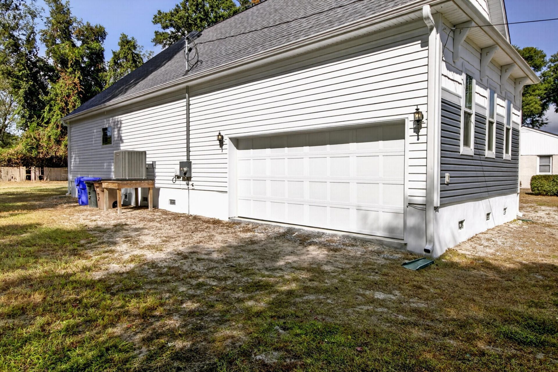 1339 Ronald Lane Photo 5
