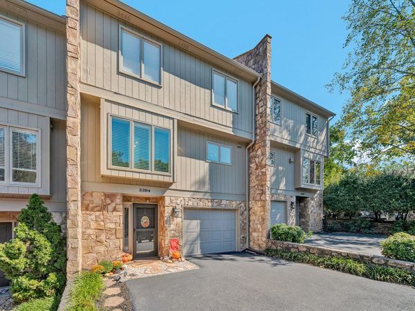 3394 Londonderry LN , Roanoke, VA 24018