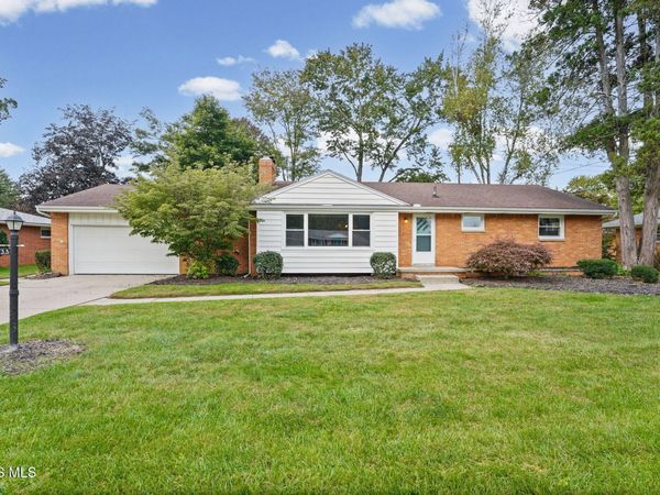 3733 Cherry Wood Lane , Toledo, OH 43615
