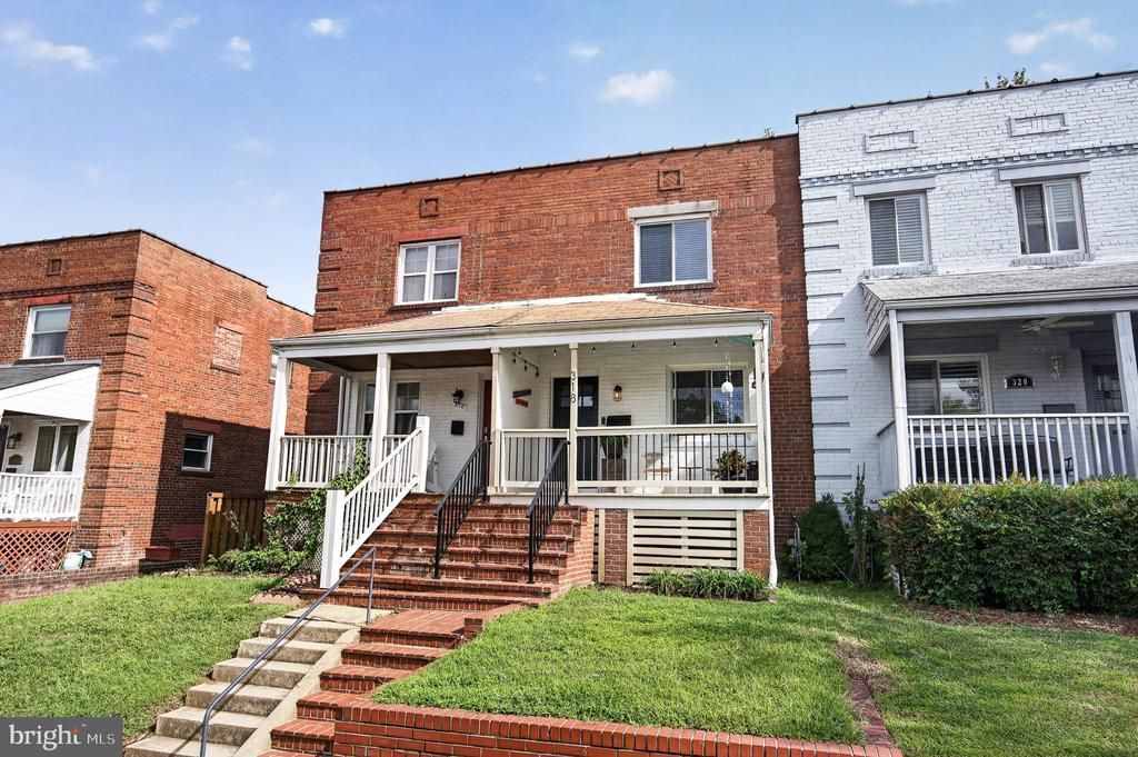 318 Wesmond Drive, Alexandria, VA 22305 Main Photo