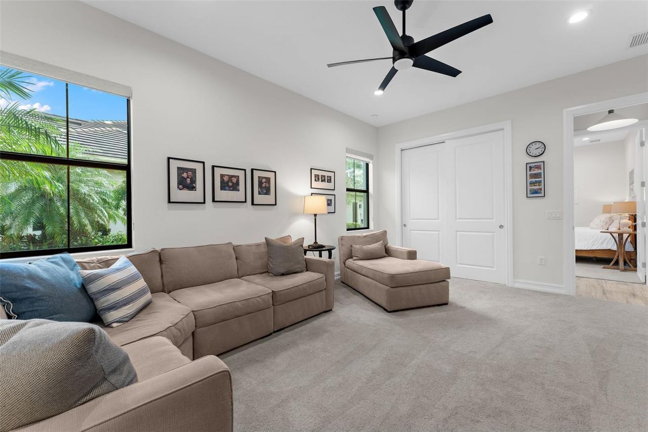 4925 Benito Court, Bradenton, FL 34211 Photo