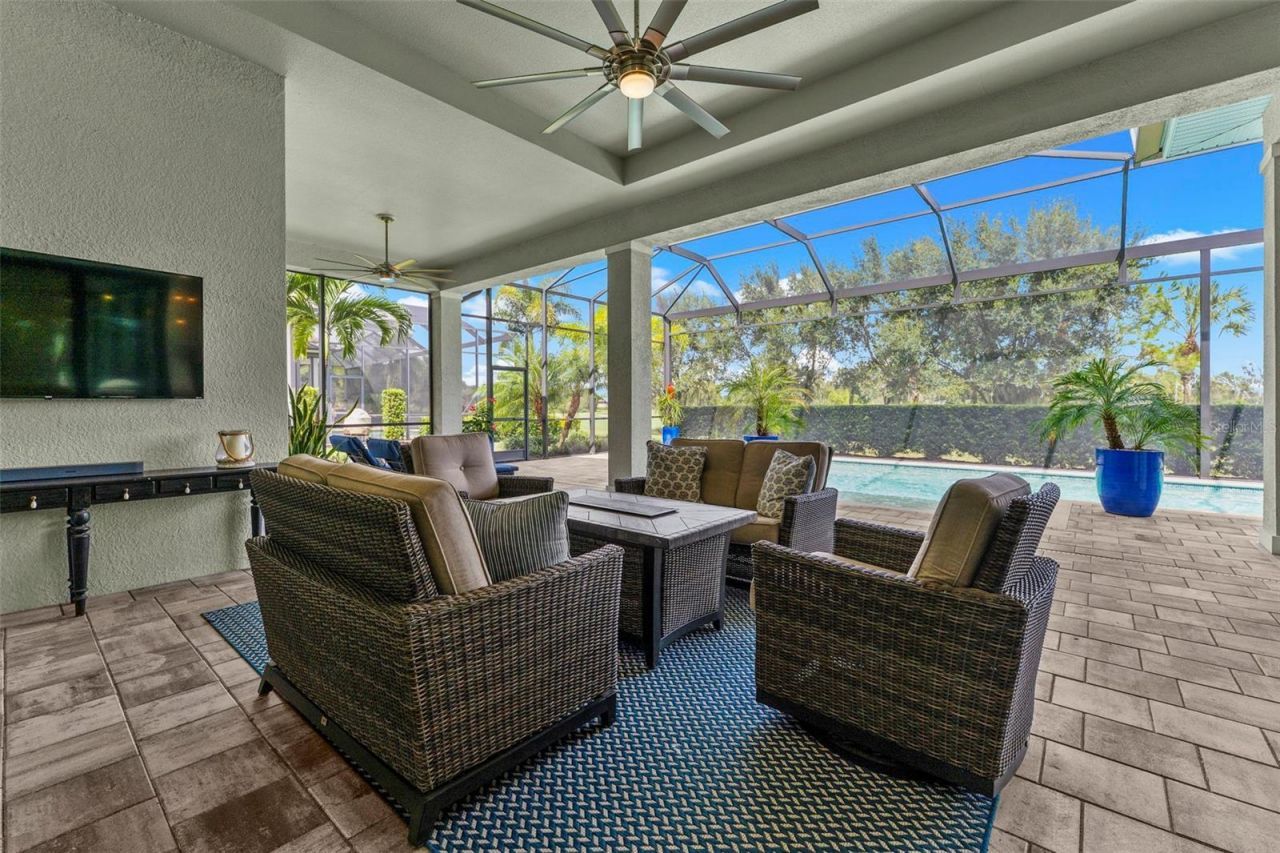 4925 Benito Court, Bradenton, FL 34211 Photo