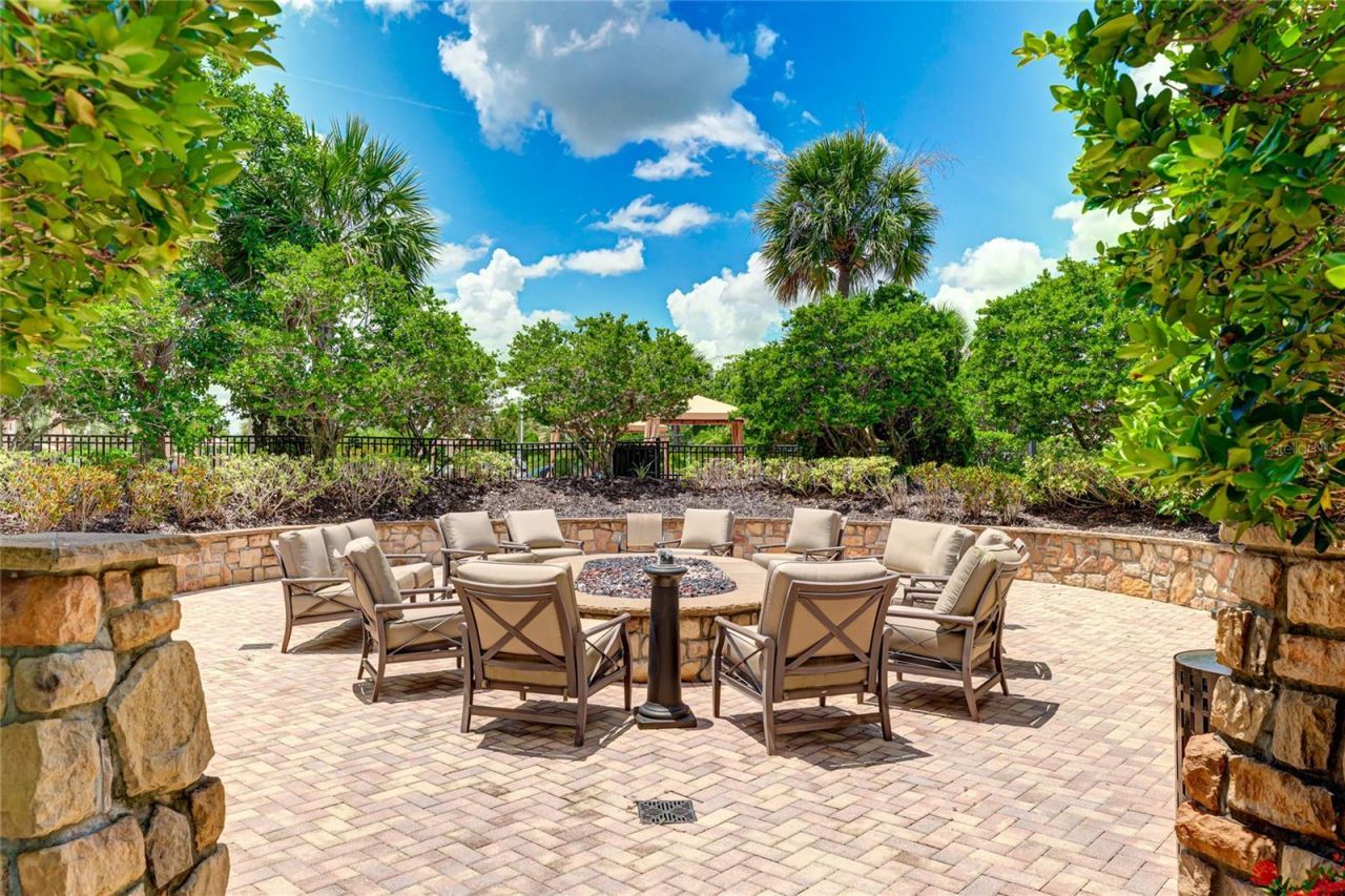 4925 Benito Court, Bradenton, FL 34211 Photo