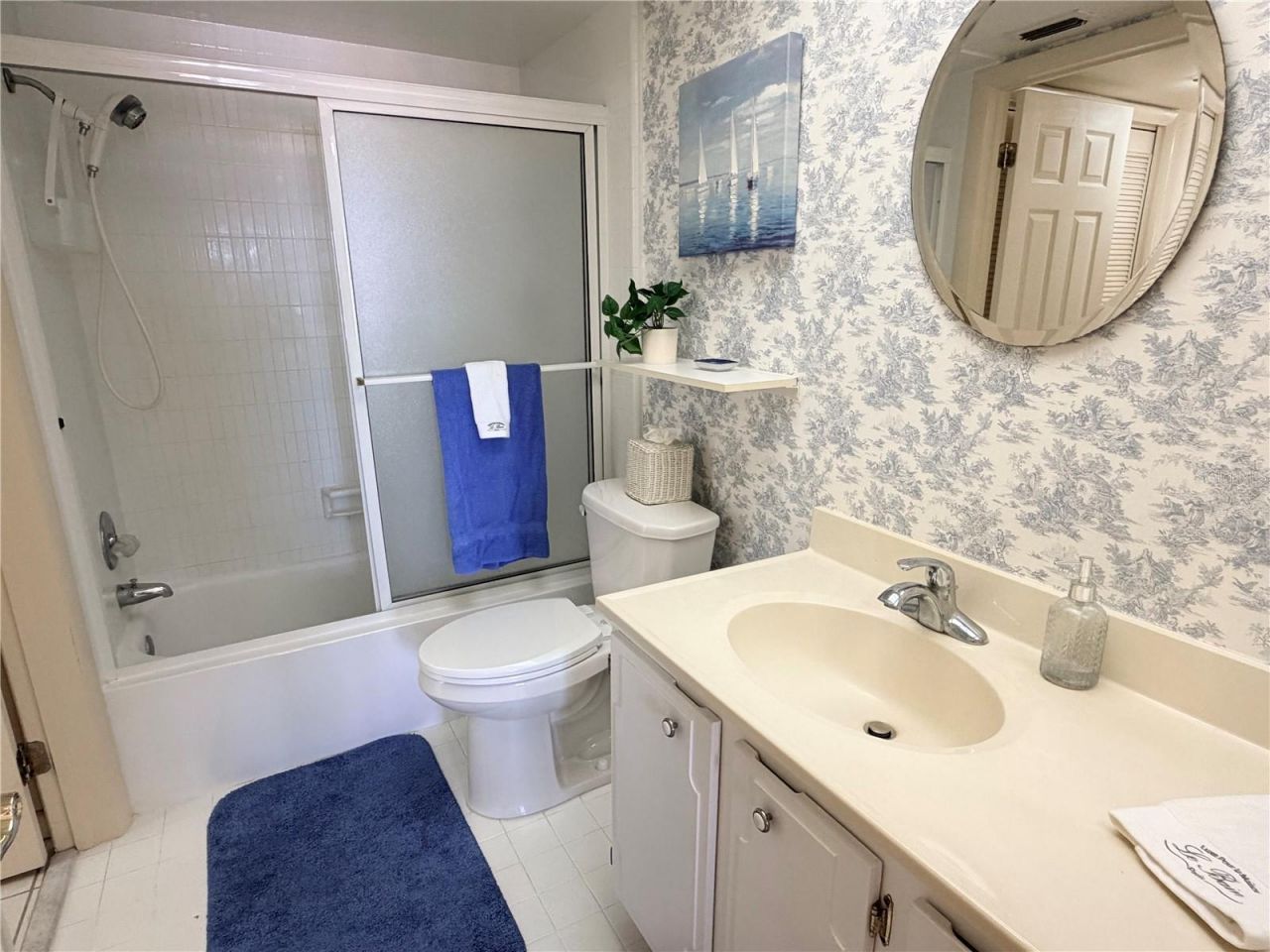 4900 Brittany Drive S, Unit 805, Saint Petersburg, FL 33715 Photo