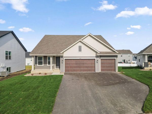 1907 Dogwood Court, Carver, MN 55315