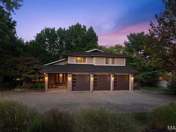 14 Ginger Crest Drive, Glen Carbon, IL 62034