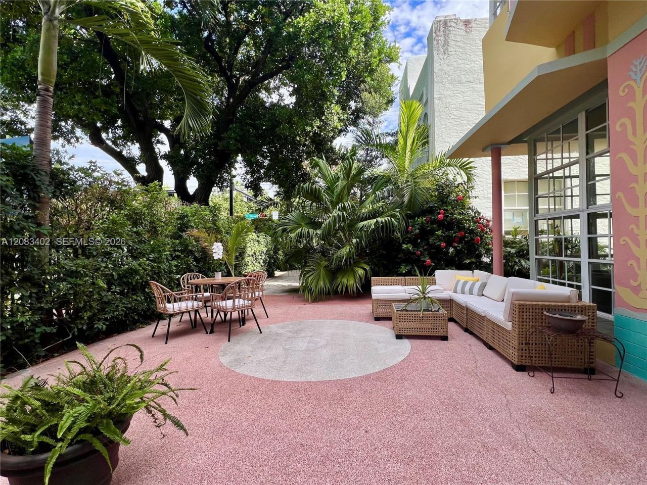 1051 Meridian Ave , Unit 1E, Miami Beach, FL 33139 Photo