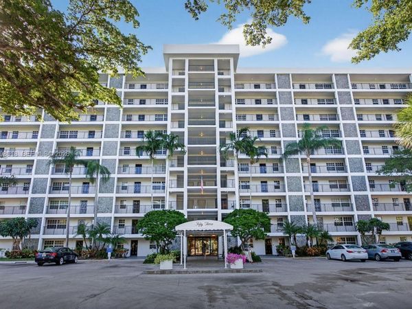 2900 N Course Dr , Unit 905, Pompano Beach, FL 33069