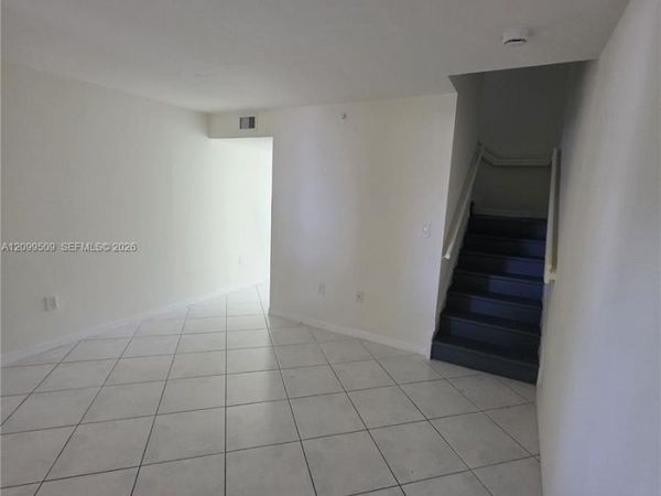 12605 SW 91st St , Unit 202, Miami, FL 33186
