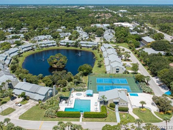 663 NE Wax Myrtle Way , Jensen Beach, FL 34957