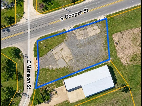 1707 S Cooper Street, Jackson, MI 49203