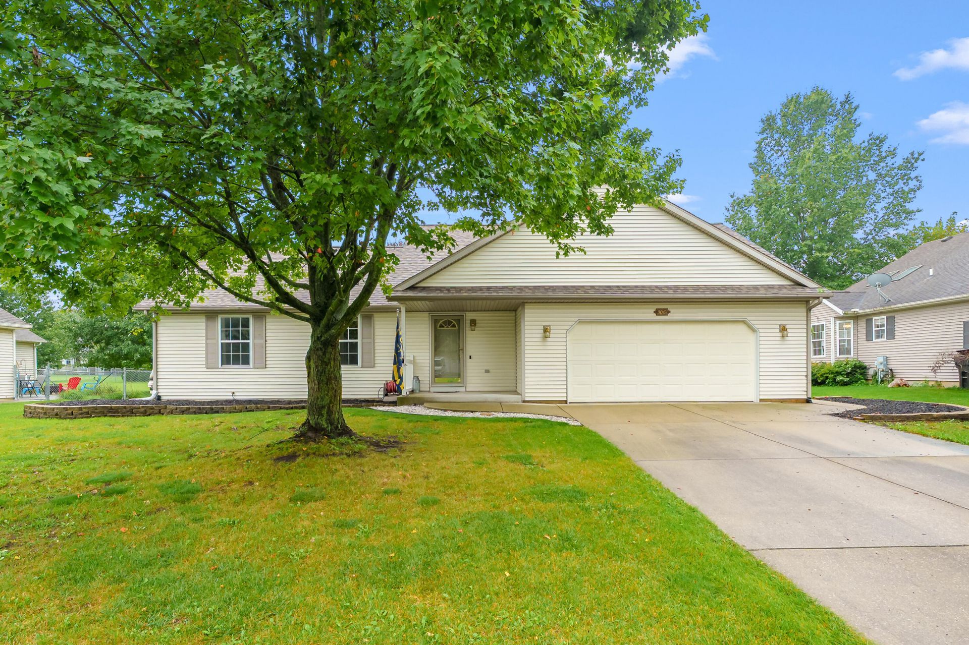 3061 Mandarin Grove Lane, Kalamazoo, MI 49004 Main Photo