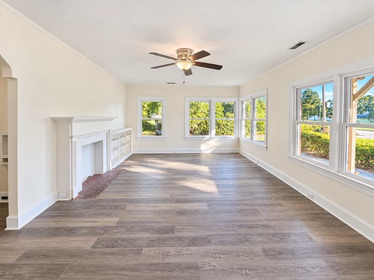 4071 Byrnes Photo 6